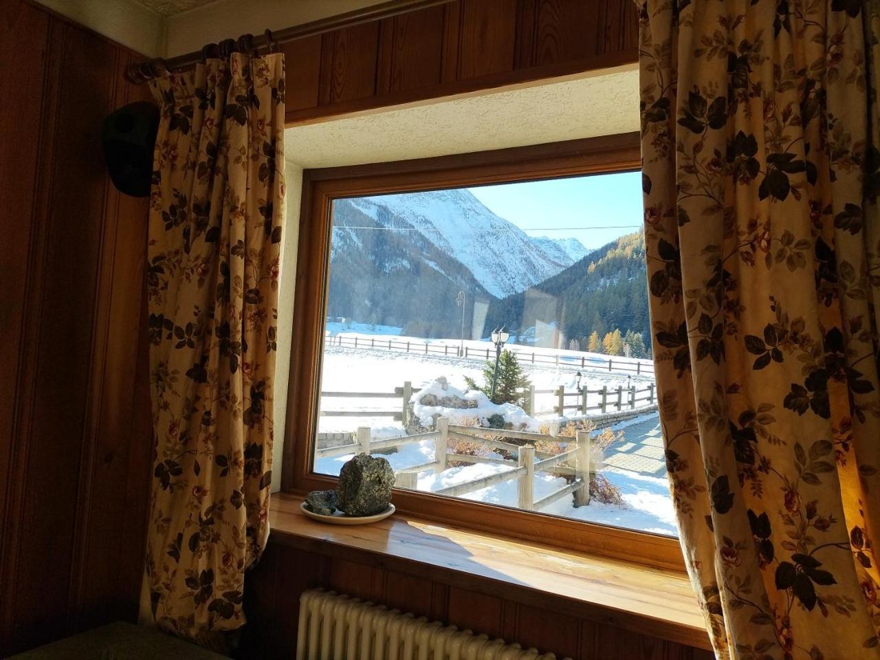 Hotel Bouton D'Or - Конье Экстерьер фото