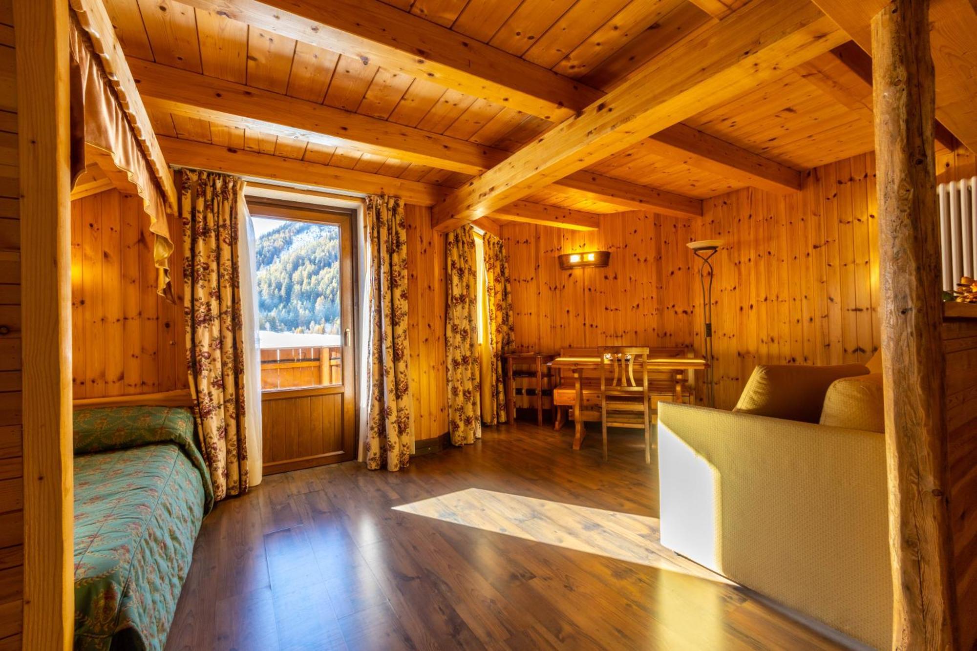 Hotel Bouton D'Or - Конье Экстерьер фото