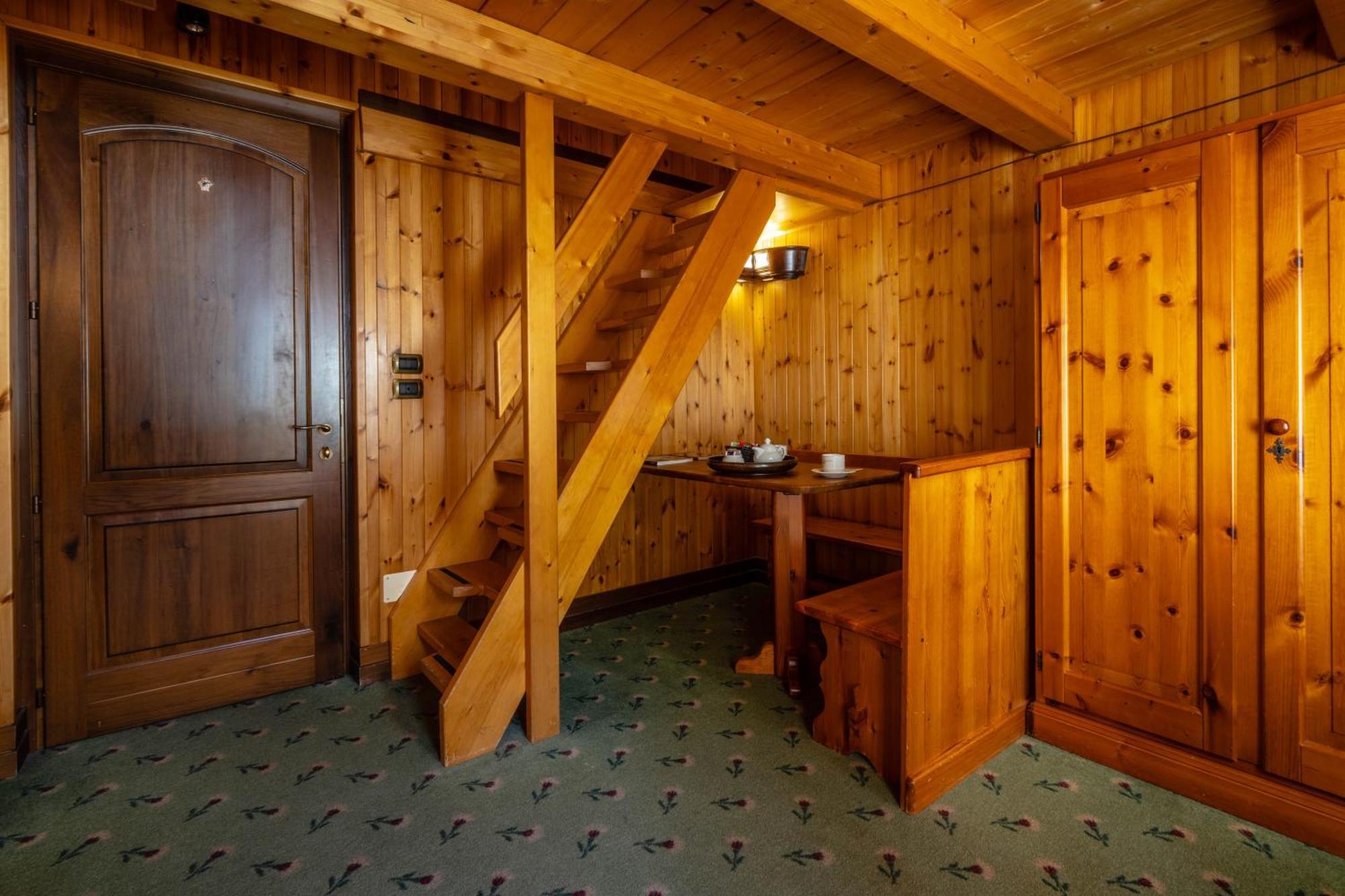 Hotel Bouton D'Or - Конье Экстерьер фото