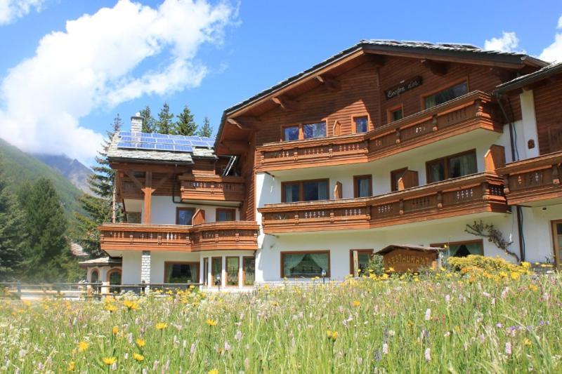 Hotel Bouton D'Or - Конье Экстерьер фото