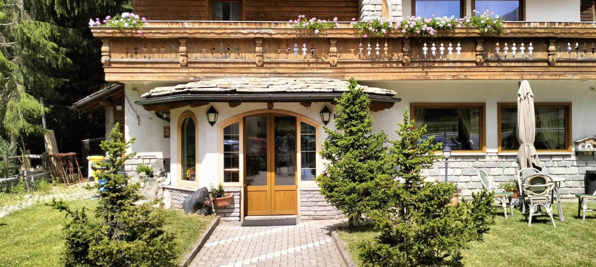 Hotel Bouton D'Or - Конье Экстерьер фото